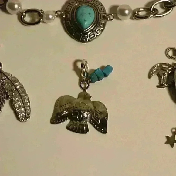 Handmade Repurposed Single Strand Turquoise,Pearl, and Silver Toned - Picture 4 of 8